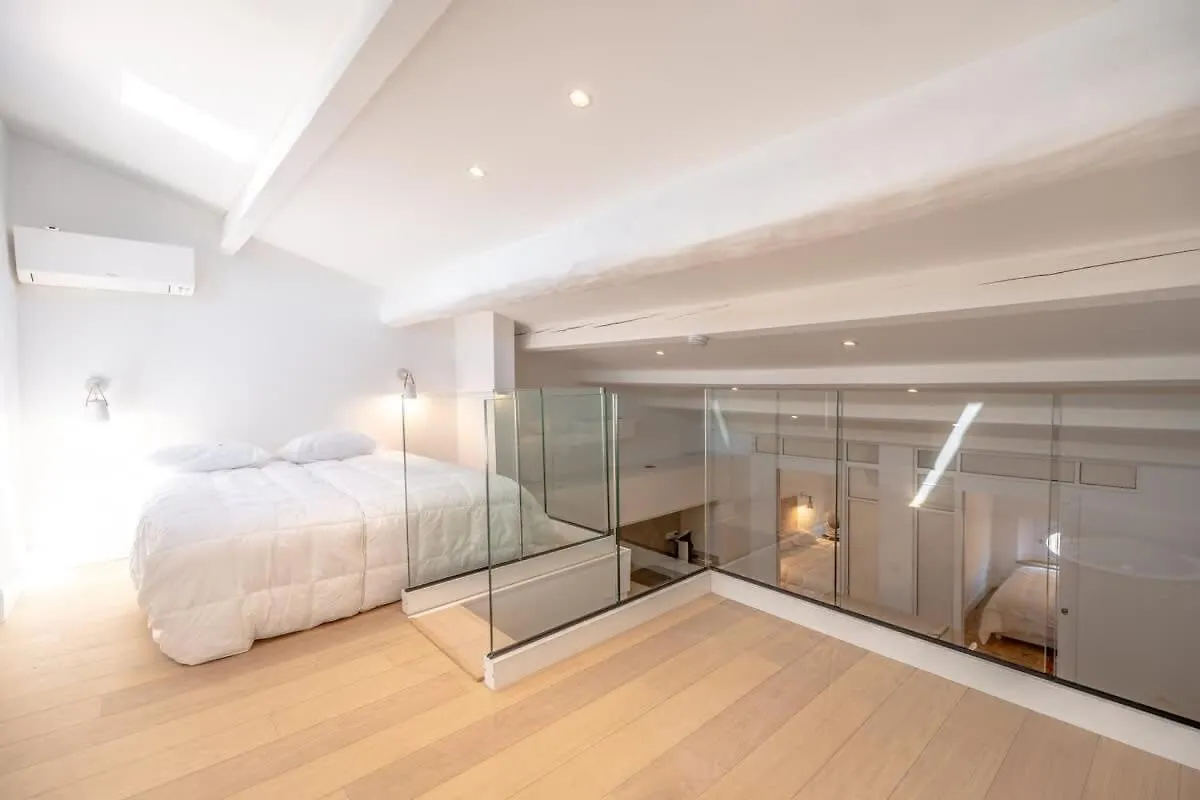 Appartement Hyper Centre - 3 Chambres -50M Du Port Saint-Tropez Apartment
